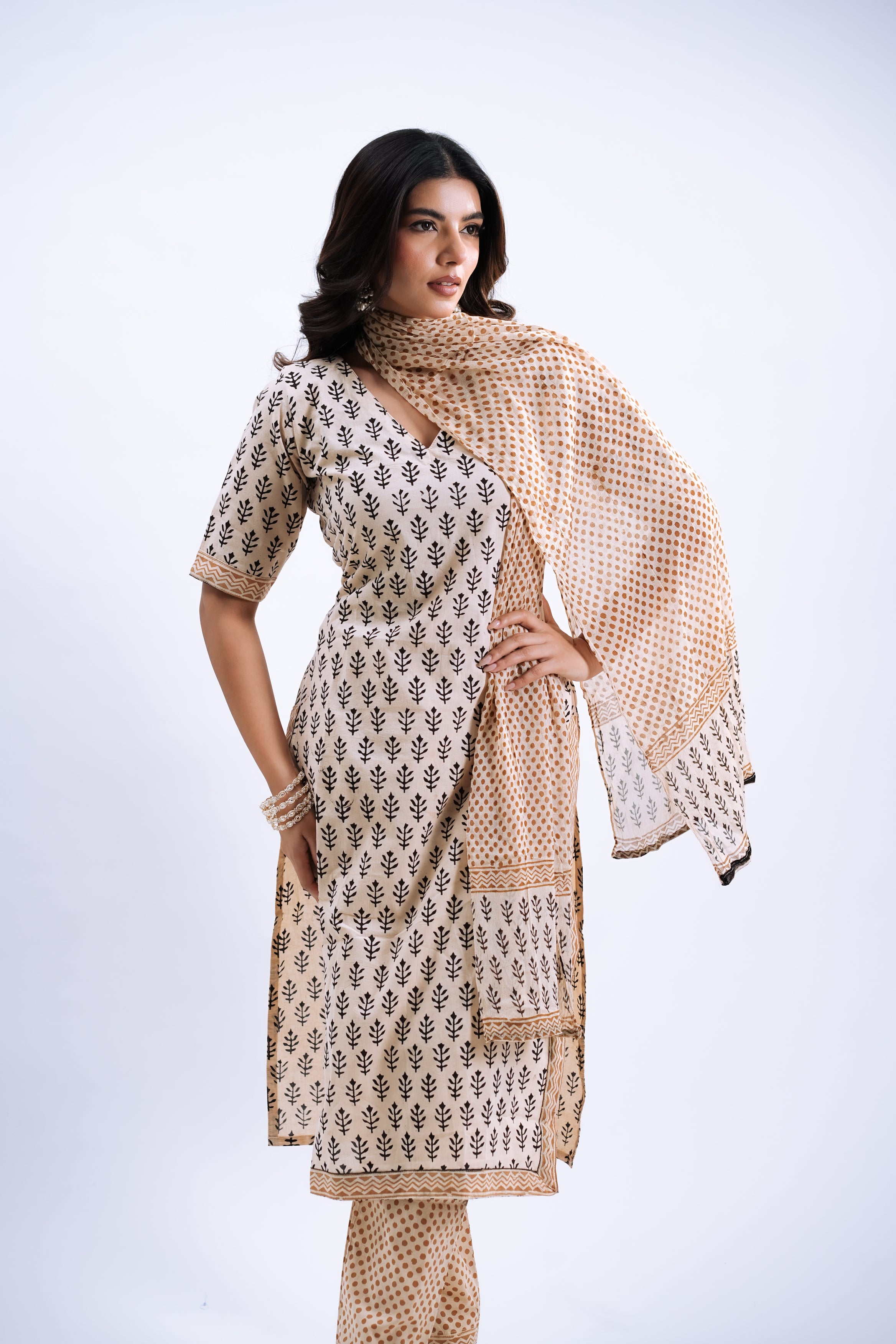 Ivory Printed Classic Set