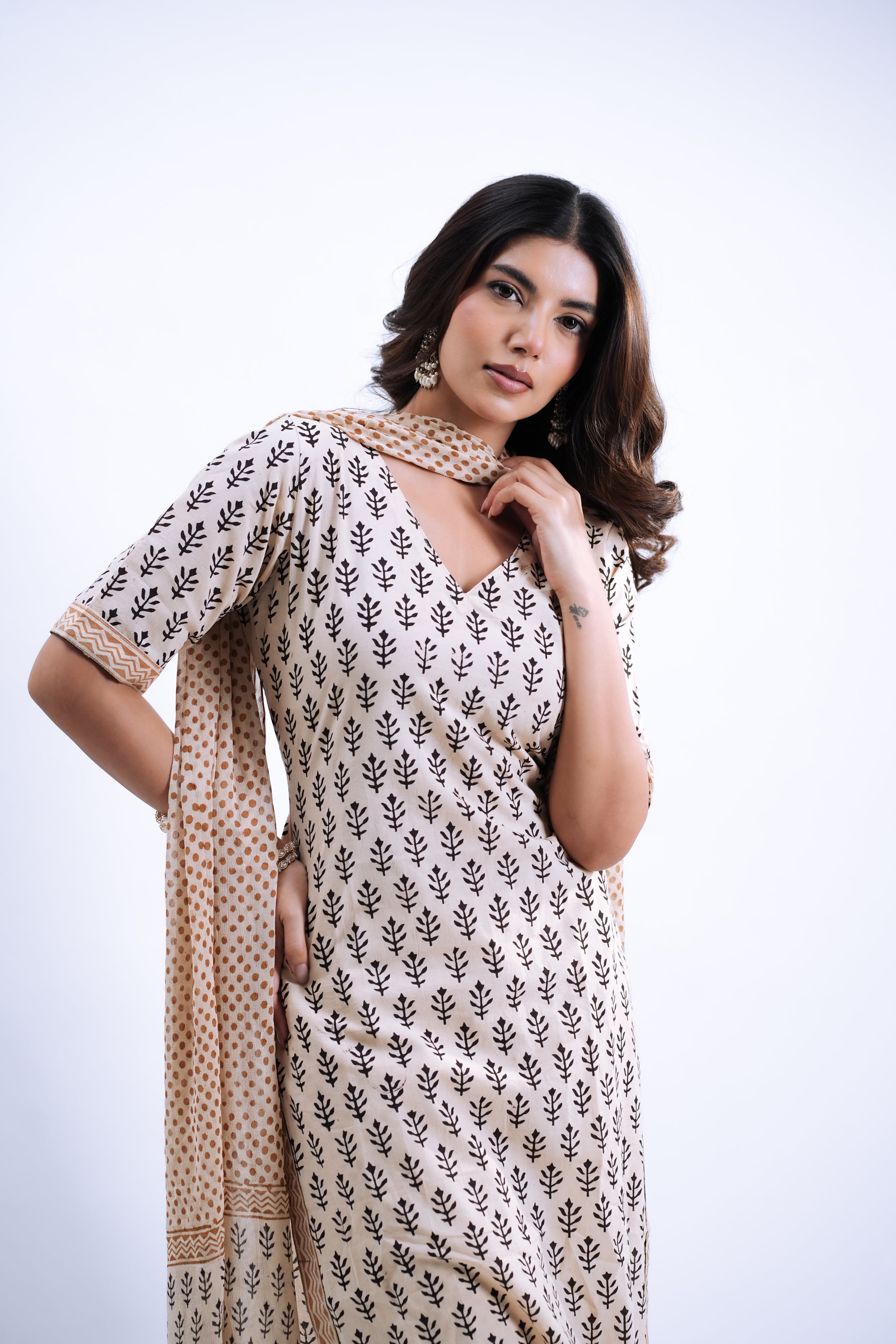Ivory Printed Classic Set
