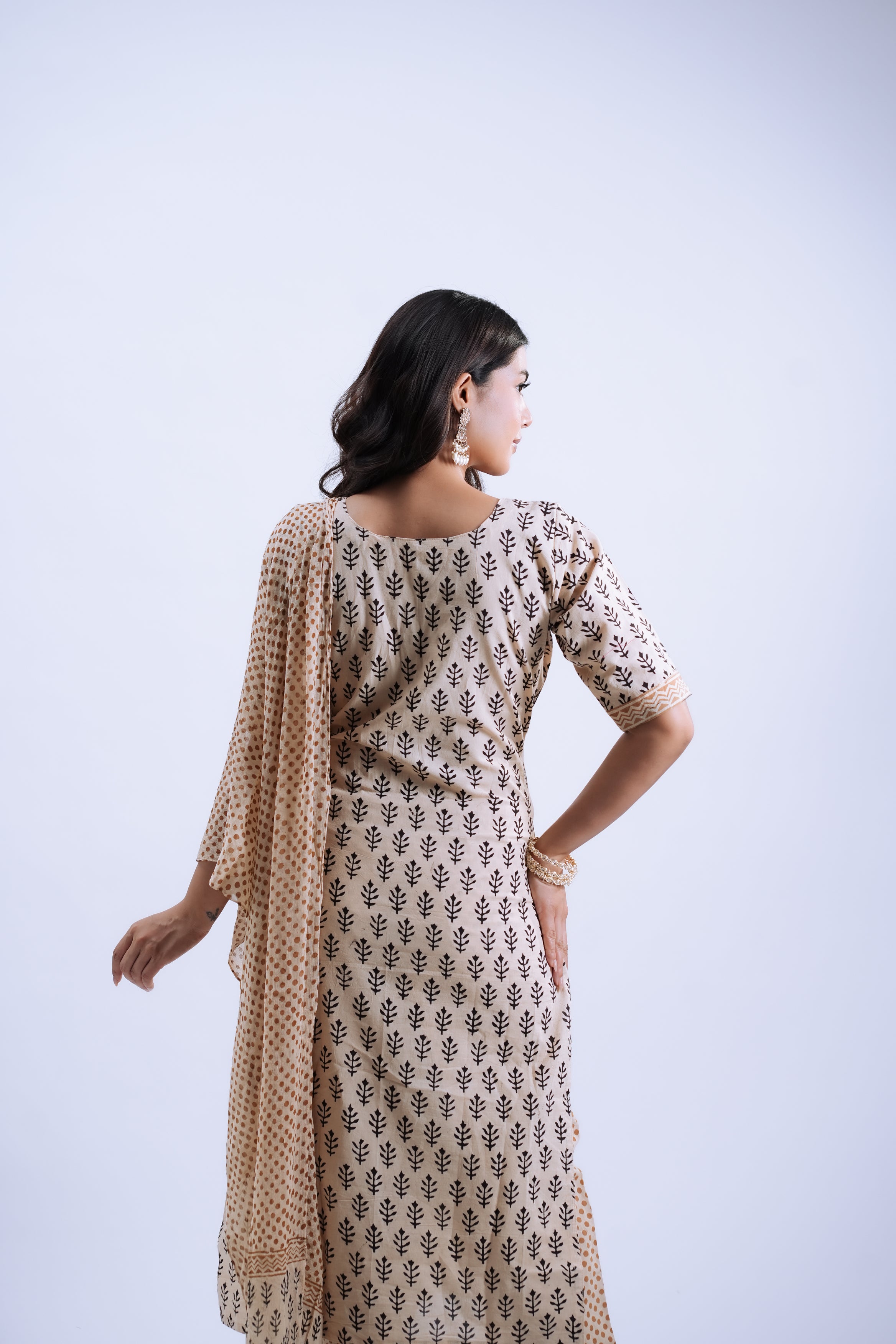 Ivory Printed Classic Set