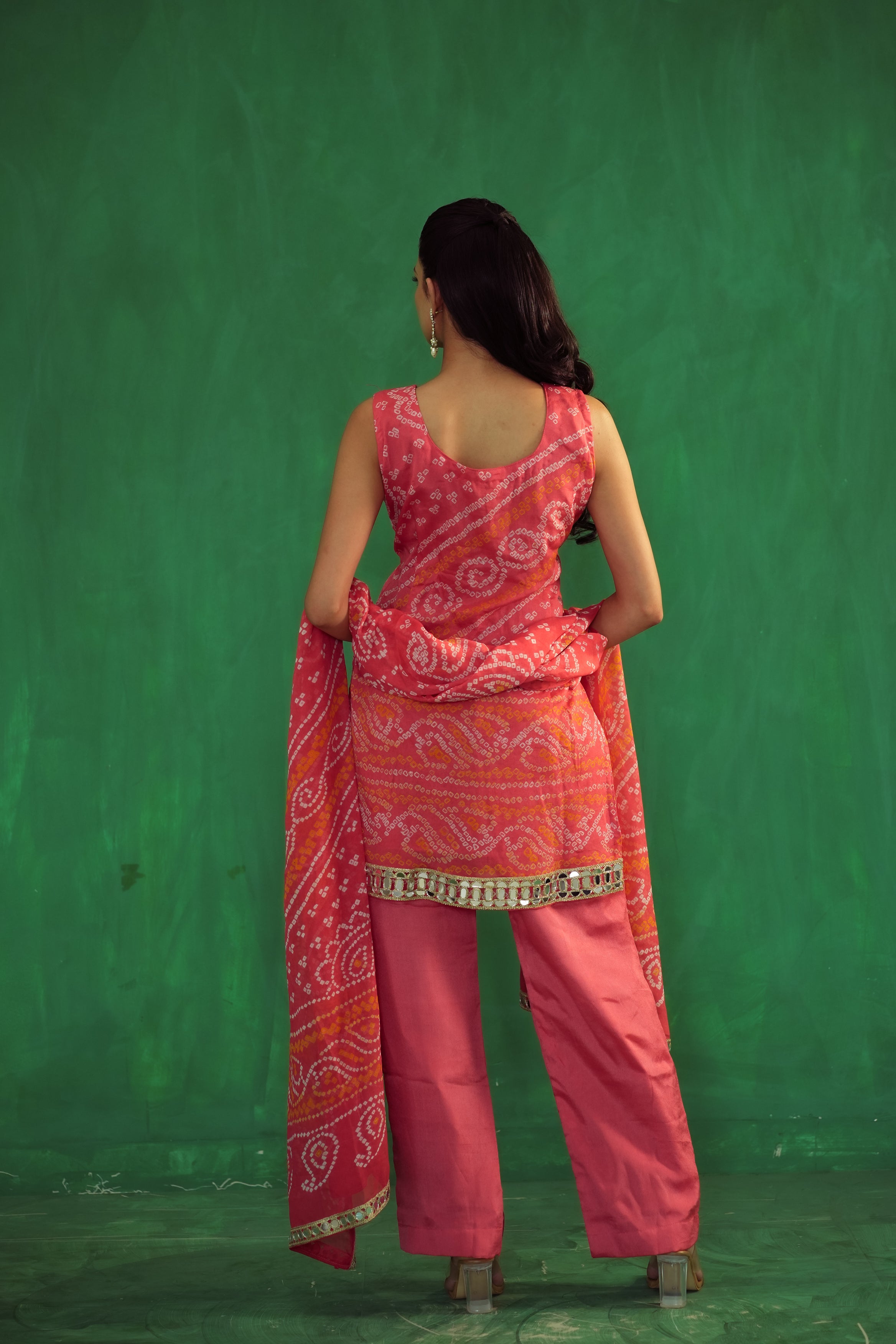 Peach Bandhani Set in Pure Crepe Silk