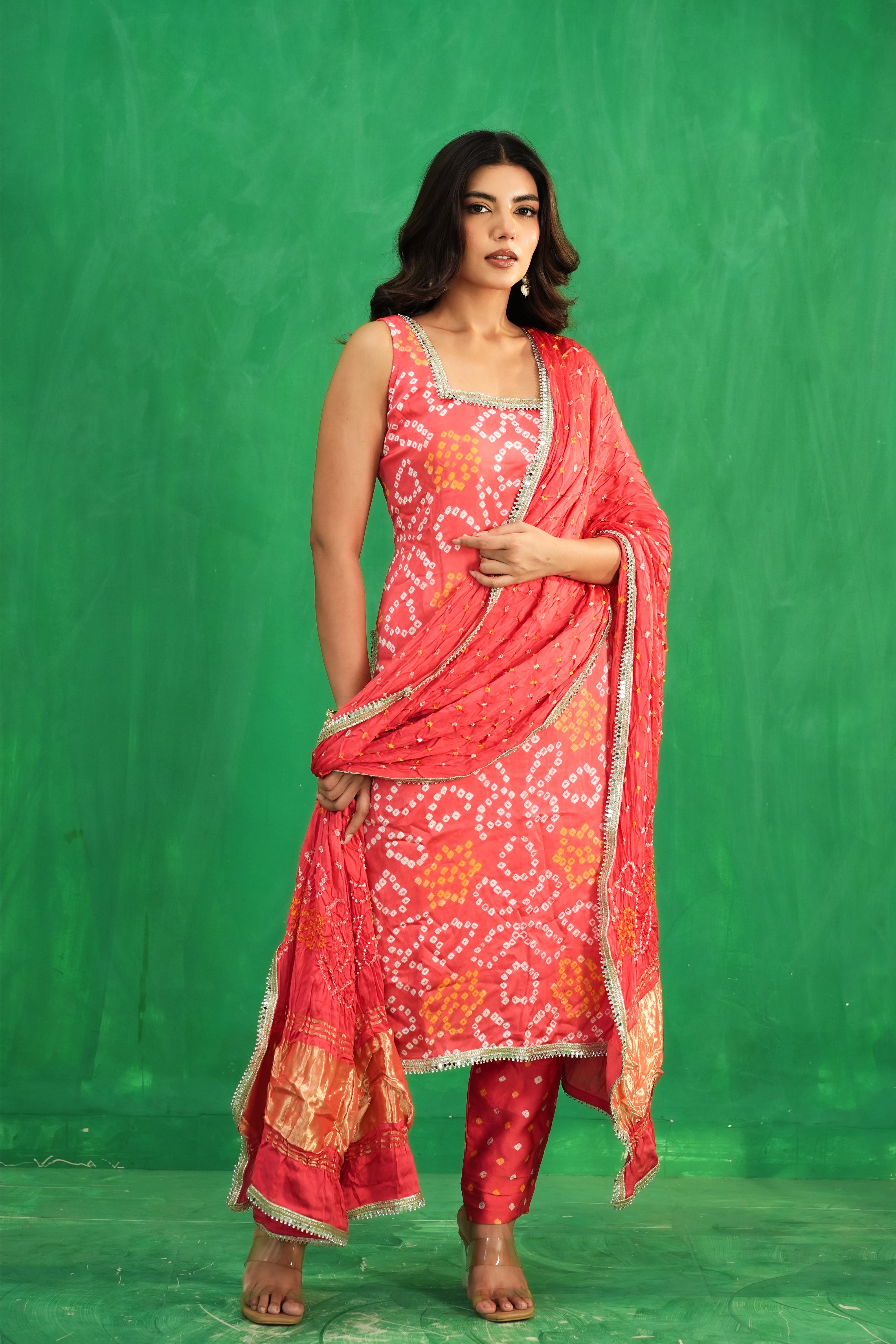 Gulnaar Bandhani Set