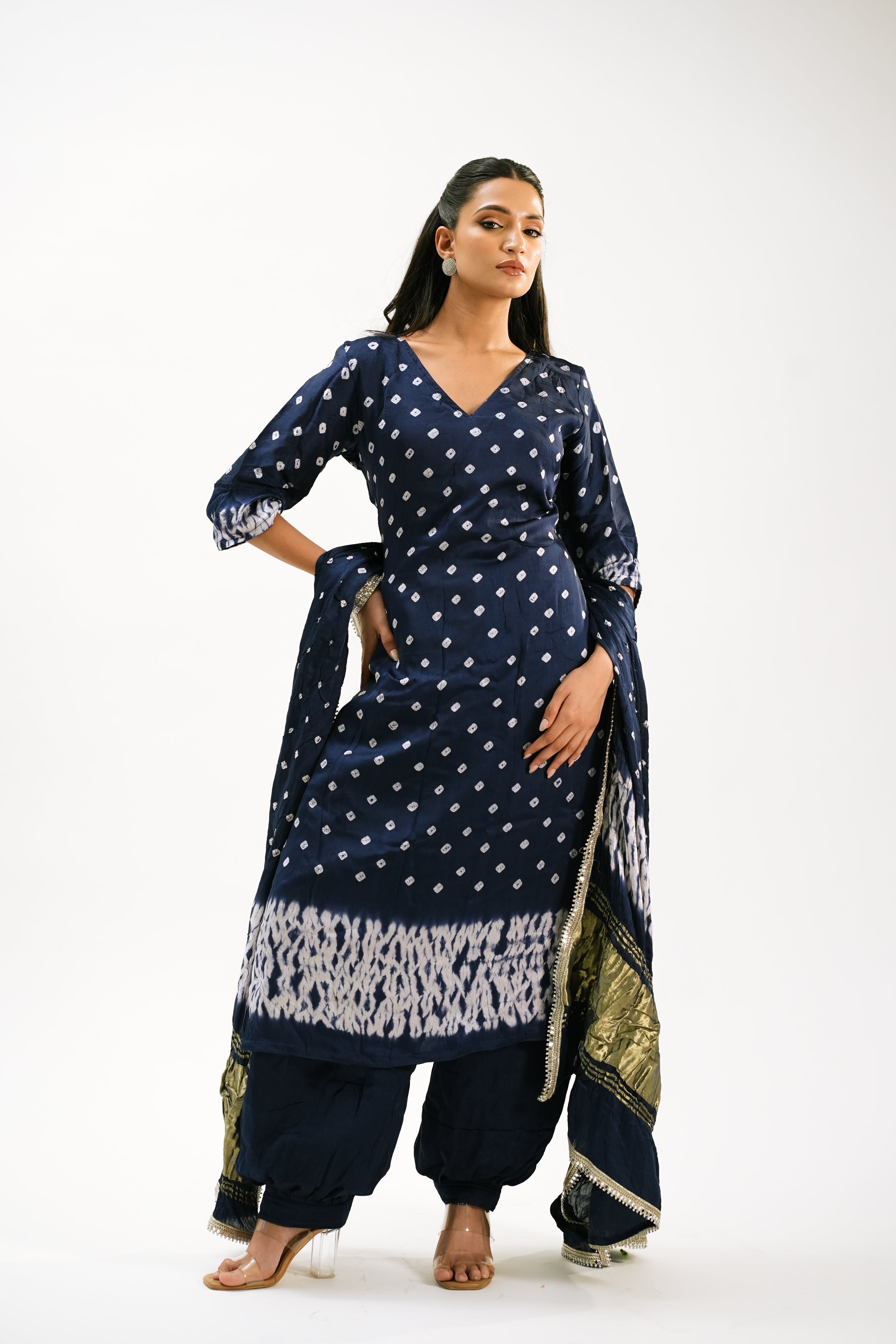 Neel Bandhani Grace Set