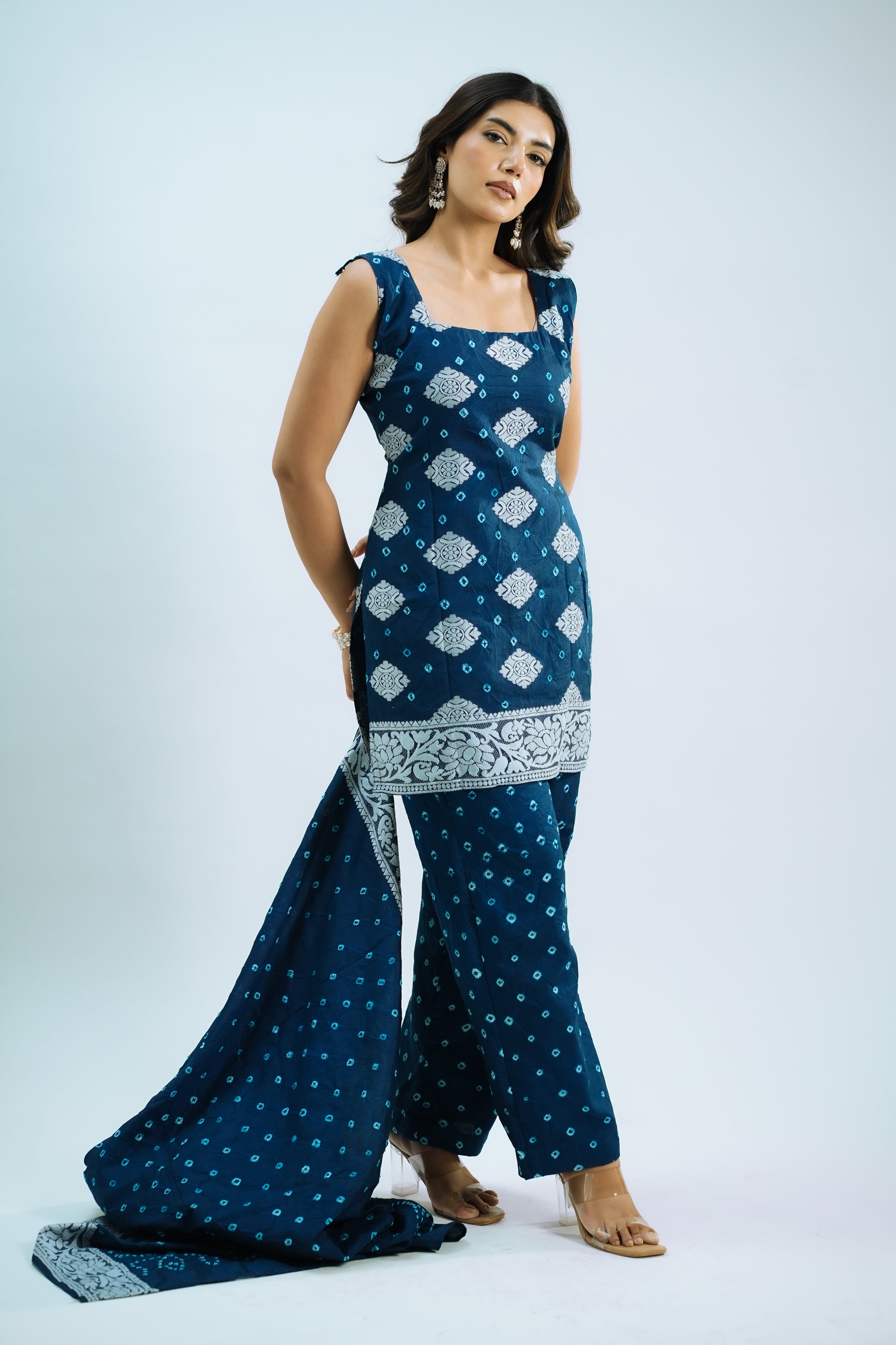 Gharwal Silk Signature Set