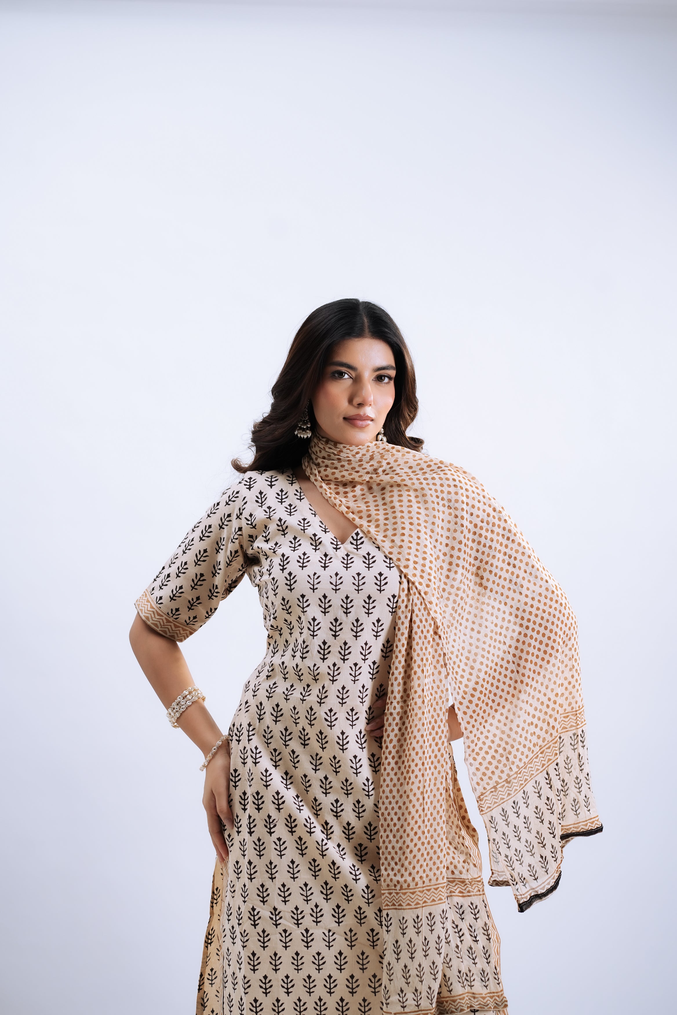 Ivory Printed Classic Set