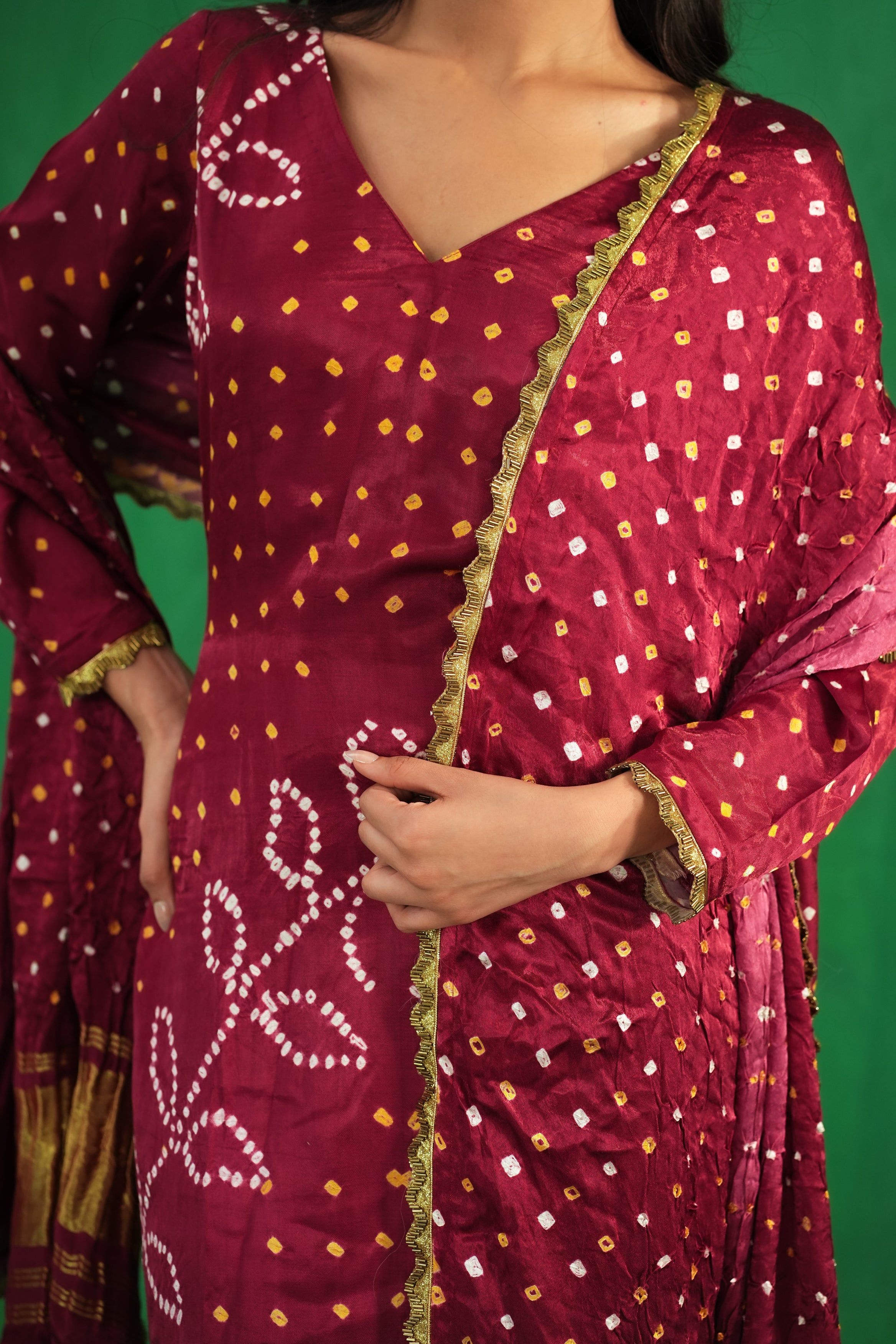 Rangrez Crimson Bandhani Set