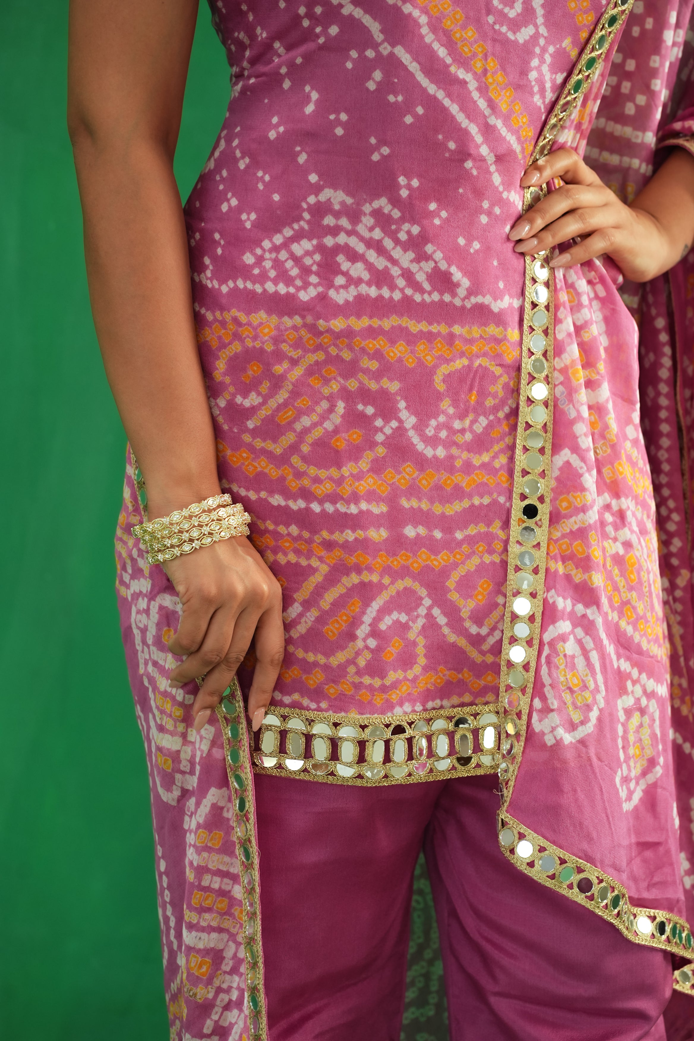 Magenta Bandhani Set in Pure Crepe Silk