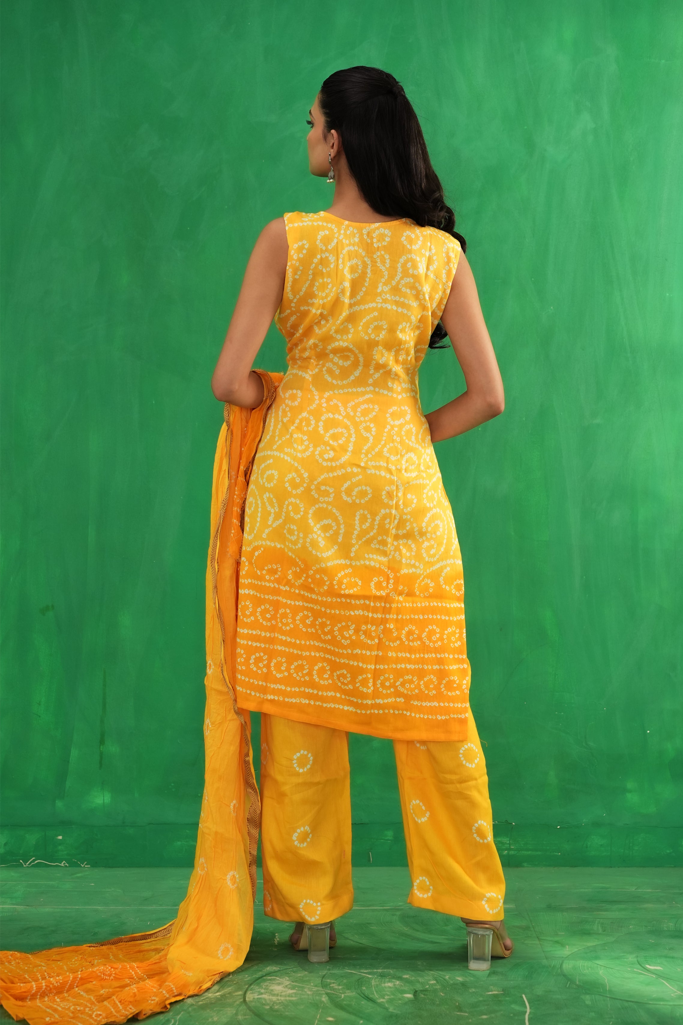 Saffron Bandhani Classic Set