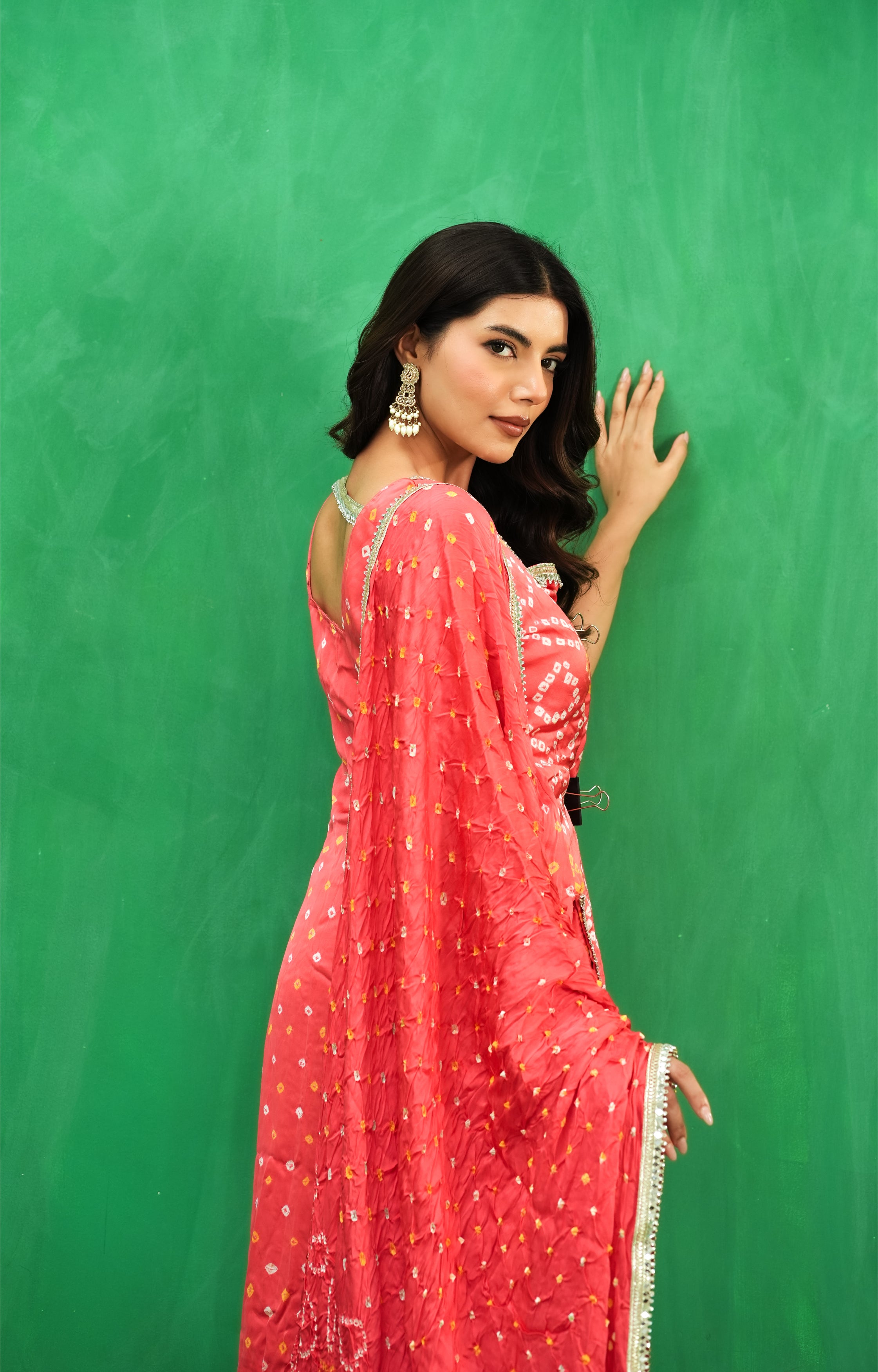 Gulnaar Bandhani Set